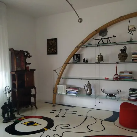 Miro' Holiday Attic