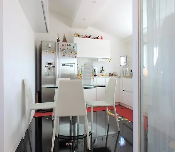 Miro' Attic Appartement